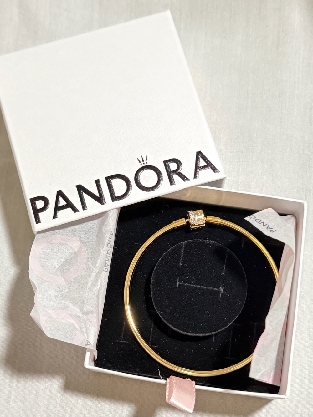 NIB Pandora Sparkling Barrel Clasp Bangle 21cm | 8.3in - 563931C01